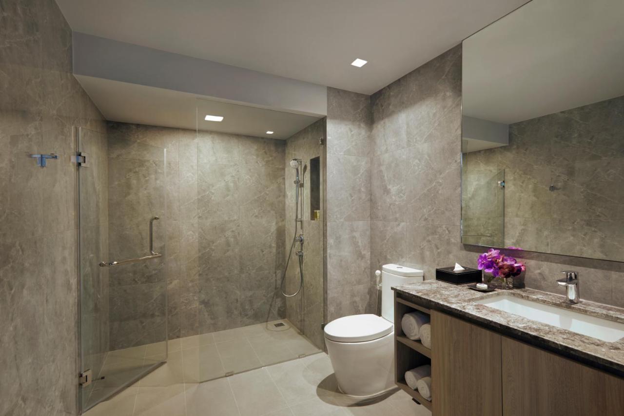 Somerset Rama 9 Bangkok Zewnętrze zdjęcie A wet bathroom in Singapore